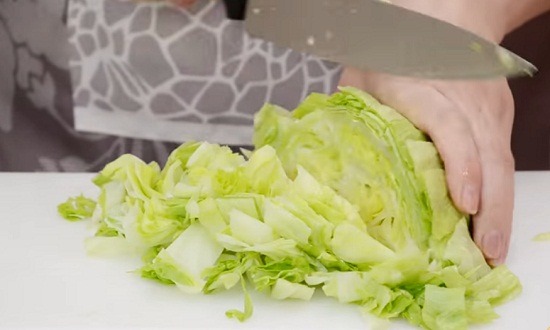 нарезать салат