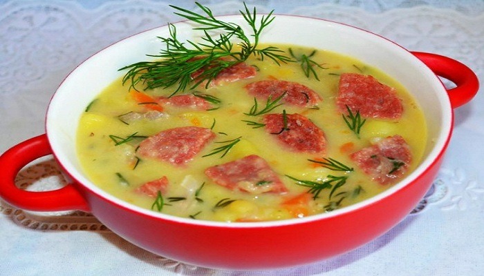 гороховый суп с копчёной колбасой