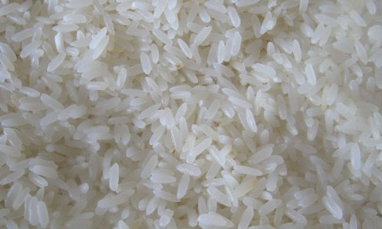 перебрать и промыть рис