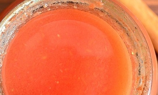 добавить томатный сок