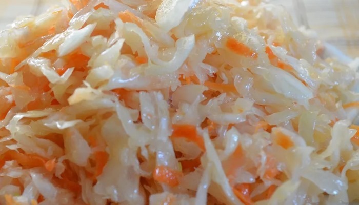 Салат из капусты и моркови на зиму в банке