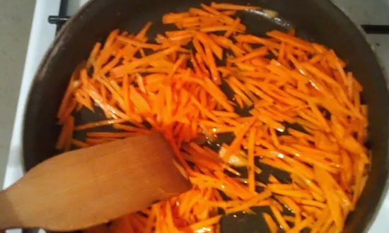 Пассируем морковь