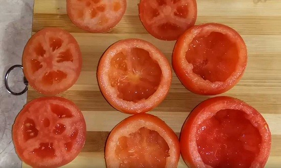 подготовленные томаты