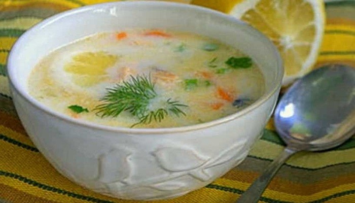 Сливочный суп из хребтов семги с картофелем