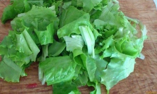 нарвать листья салата