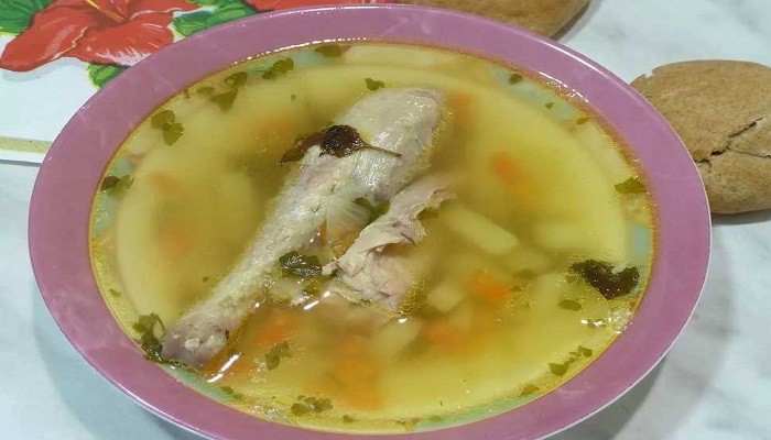 Классический рецепт горохового супа с курицей