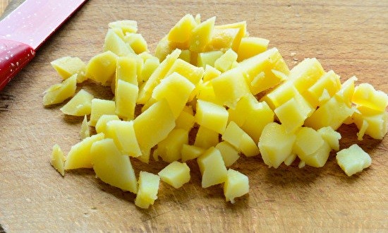 Измельчаем картофель
